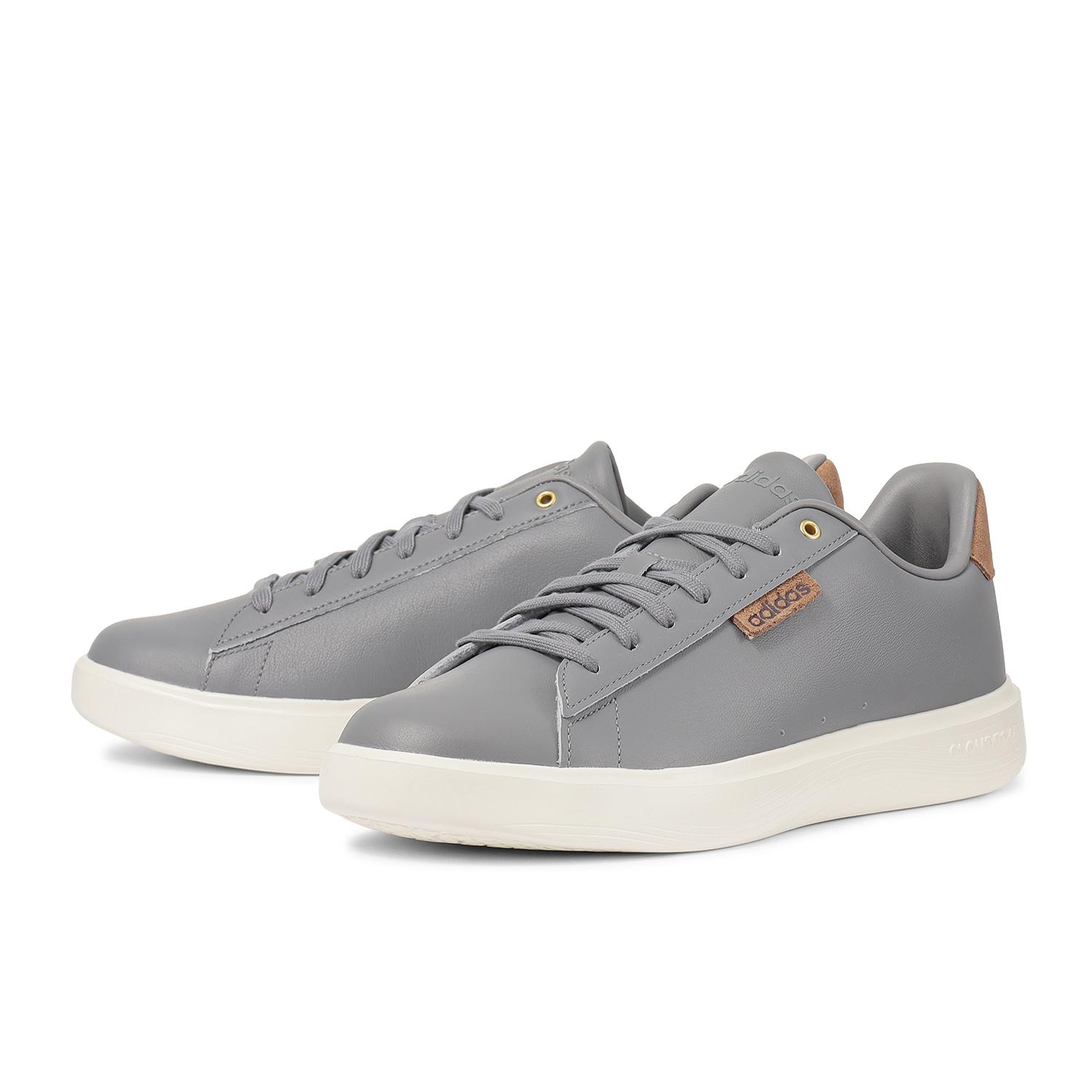 Lookbook adidas Clean Court Lite *Abu-Abu/Coklat/Putih Pudar KK0351
