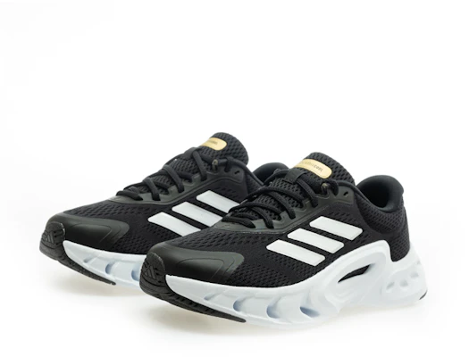 阿迪达斯 Climacool Ventice 黑色多彩跑步鞋 KI6907 Order 阿迪达斯 Climacool Ventice 黑色多彩跑步鞋 KI6907
