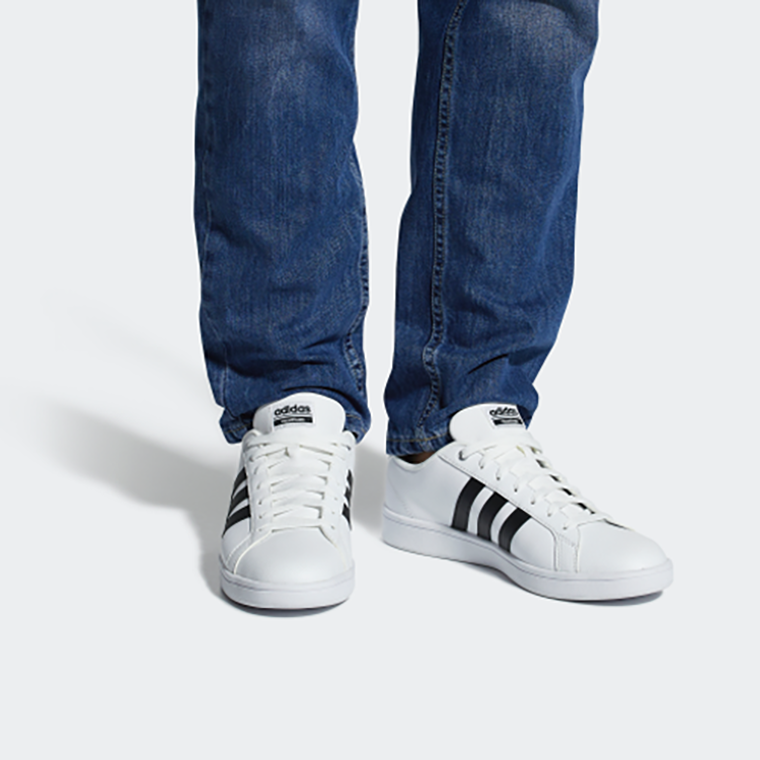 Sizing アディダス クラウドフォーム アドバンテージ 白黒 AW4294