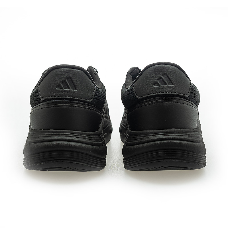 Lookbook 아디다스 클라우드폼 쿠션 스니커즈 KJ4255