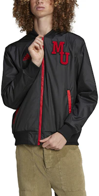 adidas CNY Manchester United Logo Jaket Track Hitam () H63994 Lookbook adidas CNY Manchester United Logo Jaket Track Hitam () H63994