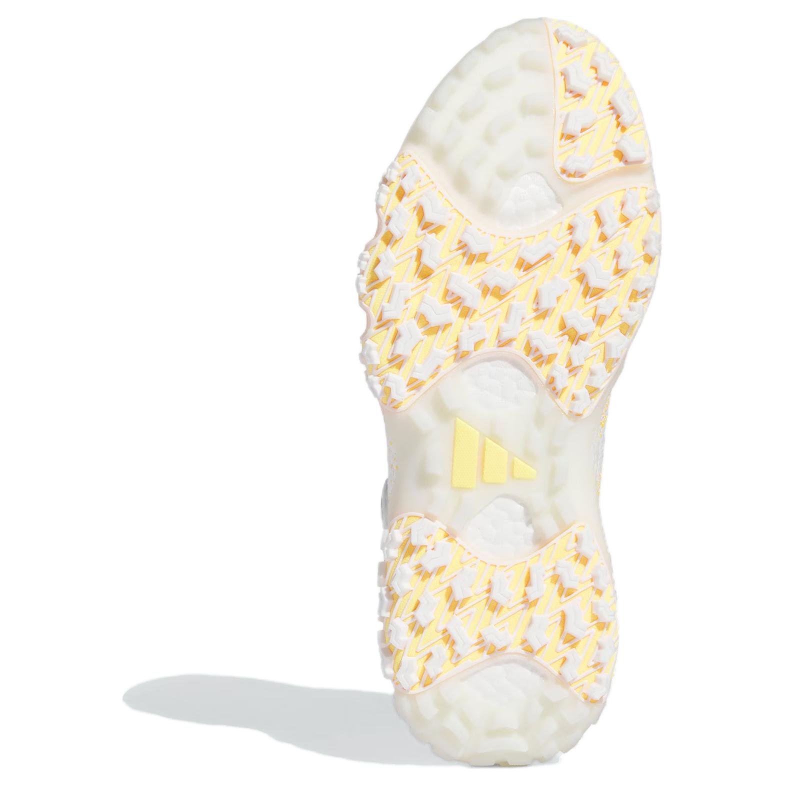 Shop コードカオス22 ボア スパイクレス (ホワイト) IE8309