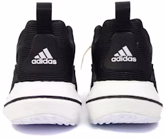 Shop adidas 舒適耐磨運動跑步鞋 黑色