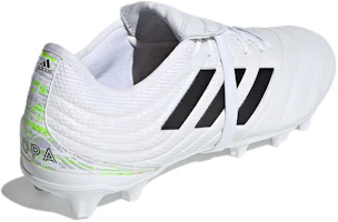 Shop adidas Copa Gloro 20.2 MG 人造草坪足球運動鞋 白黑色