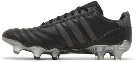阿迪达斯Copa Mundial 21 FG“核心黑”足球鞋 FZ5430 Lookbook 阿迪达斯Copa Mundial 21 FG“核心黑”足球鞋 FZ5430