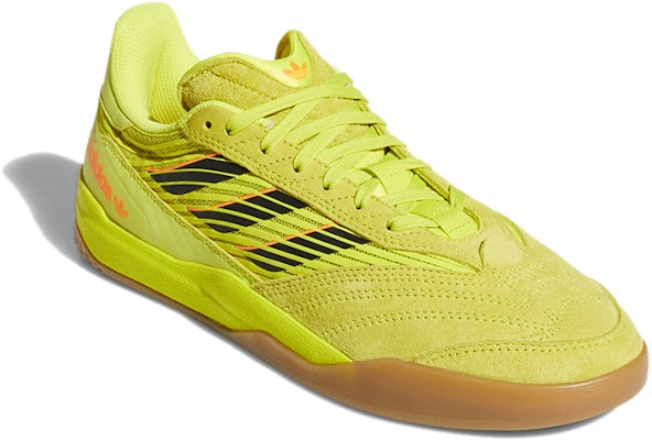 아디다스 코파 나시오날 '애시드 옐로우 검' FY7452 Lookbook 아디다스 코파 나시오날 '애시드 옐로우 검' FY7452