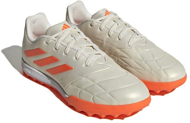 阿迪达斯 Copa Pure.3 TF 'Heatspawn 套装' 足球鞋 GY9053 Lookbook 阿迪达斯 Copa Pure.3 TF 'Heatspawn 套装' 足球鞋 GY9053