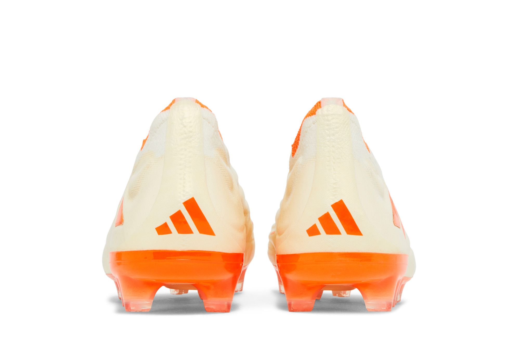 Sizing 阿迪达斯Copa Pure+ FG 'Heatspawn系列' HQ8894