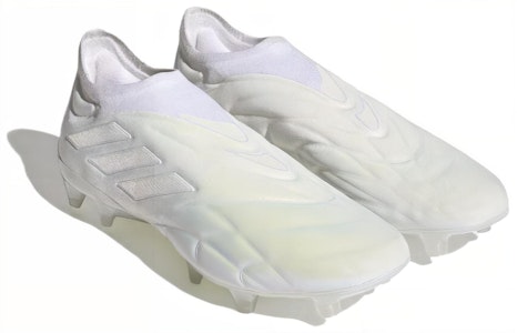 adidas Copa Pure+ Sepatu Bola Lapangan 'Putih' HQ8891 Lookbook adidas Copa Pure+ Sepatu Bola Lapangan 'Putih' HQ8891