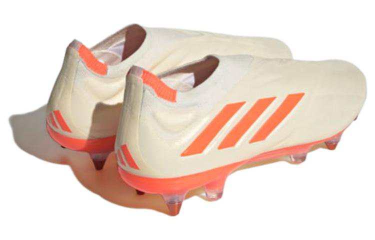 Shop adidas Copa Pure+ 天然草皮 防滑耐磨 足球鞋 男款 白橙