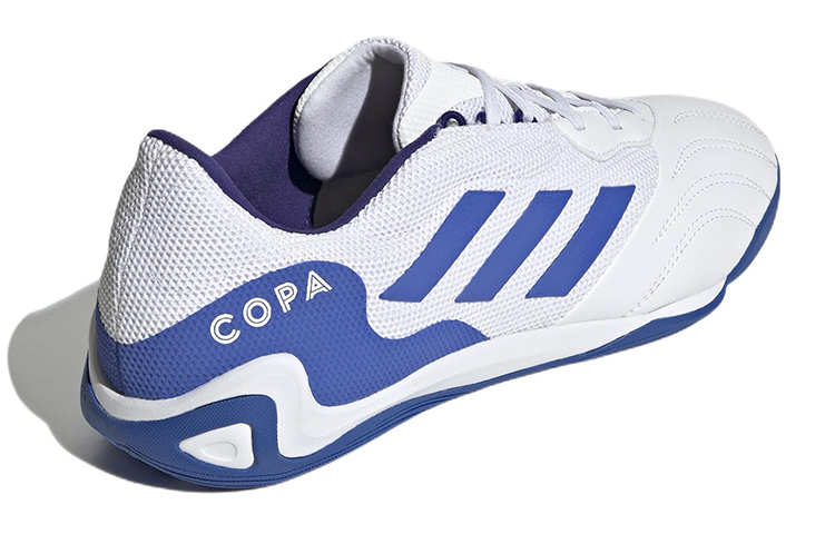Shop adidas Copa Sense.3 Sala 耐磨防滑足球鞋 白藍