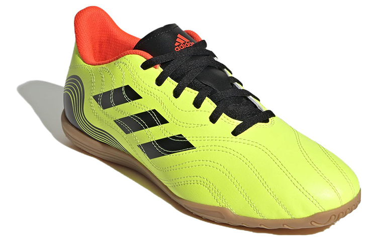 Lookbook adidas Copa Sense.4 防滑耐磨 足球鞋 男款 黃黑