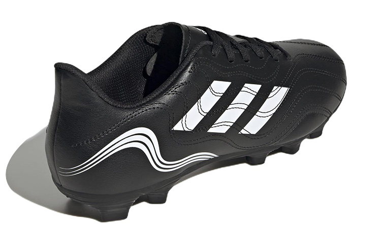 Shop adidas Copa Sense.4 FG 多場地 防滑耐磨輕便 足球鞋 男女同款 黑白