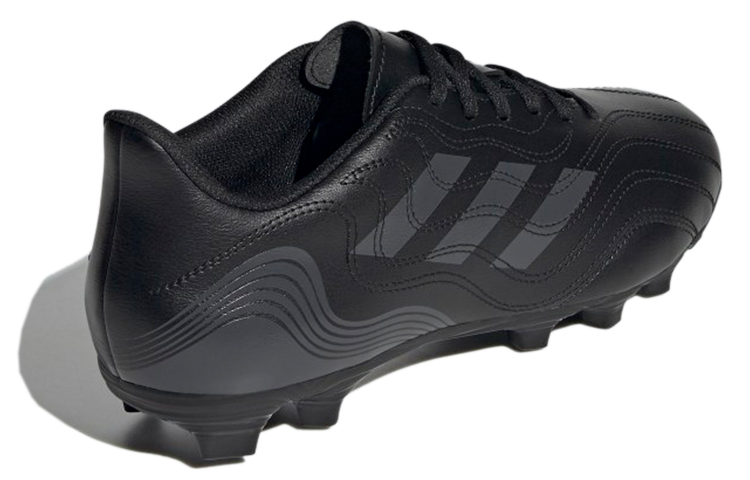 Shop Adidas Copa Sense.4 多功能球鞋 黑