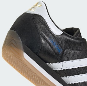 阿迪达斯国家队日本版‘核心黑’ IH0299 1