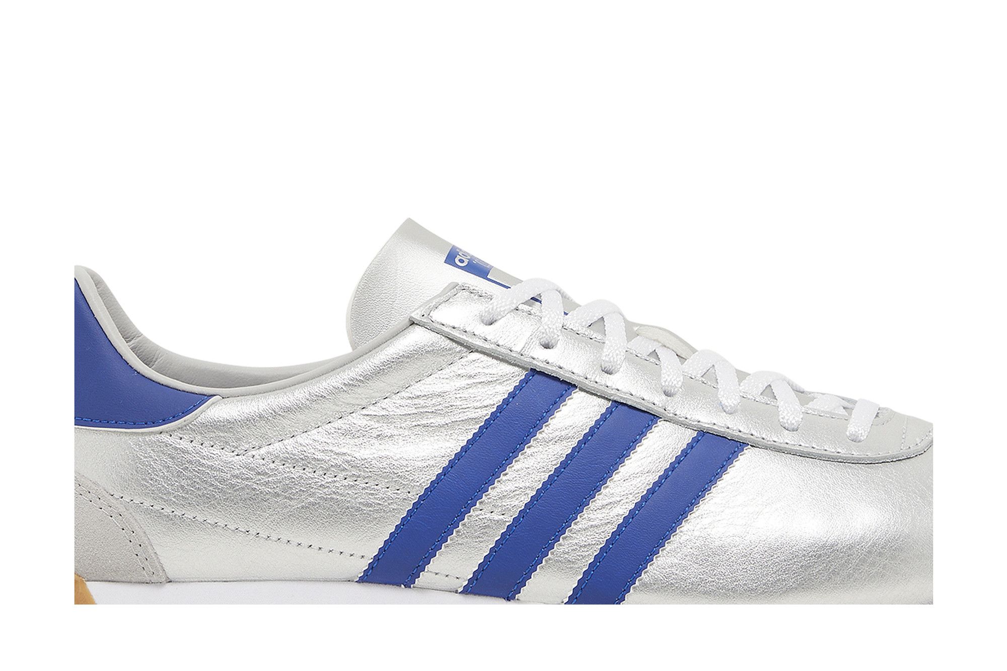 Lookbook adidas Country OG '霧面銀亮藍' IE4230
