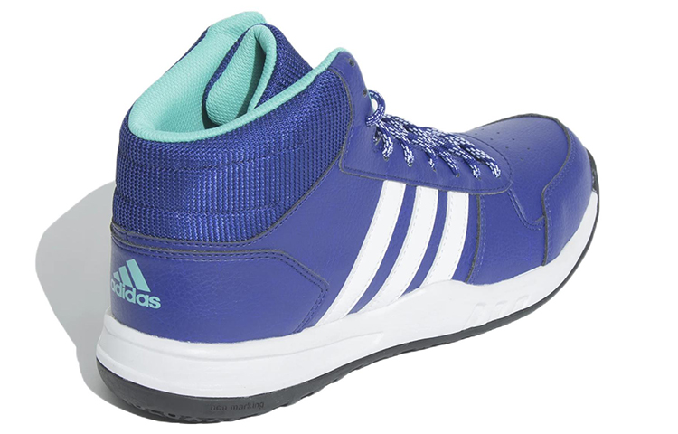 Shop adidas Court Glide 舒適耐磨跑步鞋 湛藍色