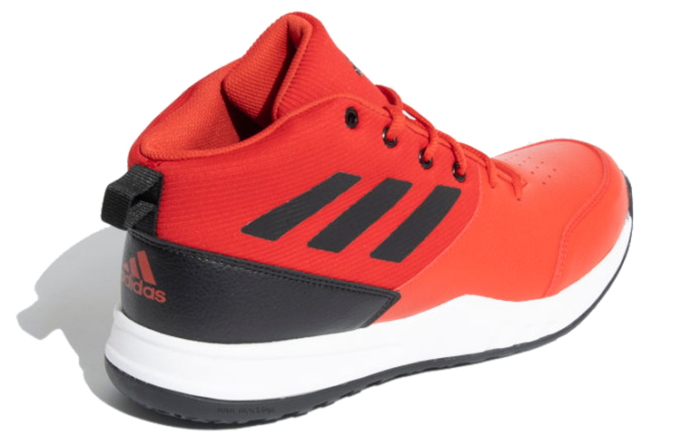 Shop adidas Court Rage 舒適耐磨跑鞋 橘紅