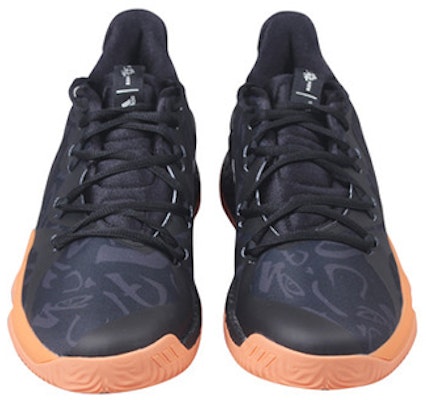 (W) adidas Crazy Light Boost Low Sepatu Rendah CG7101 Lookbook (W) adidas Crazy Light Boost Low Sepatu Rendah CG7101