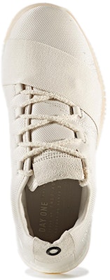 愛迪達 瘋狂訓練「初日」CQ2050 Purchase 愛迪達 瘋狂訓練「初日」CQ2050