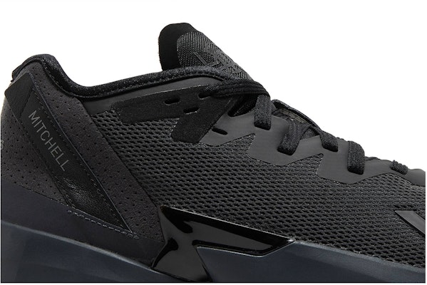 adidas D.O.N. Issue #4 'Lights Out' GY6511 Order adidas D.O.N. Issue #4 'Lights Out' GY6511