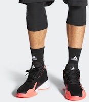 adidas D Rose 773 2020 'Hitam Signal Pink' FW8663 Sizing adidas D Rose 773 2020 'Hitam Signal Pink' FW8663