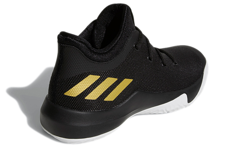 Shop adidas D Rose Menace 3 'Hitam Emas' CQ0523