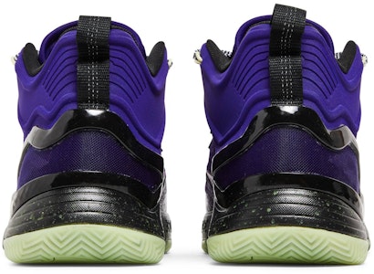 adidas D Rose Son of Chi 'Nightmare Before Christmas' Lelaki GX2934 Details for adidas D Rose Son of Chi 'Nightmare Before Christmas' Lelaki GX2934