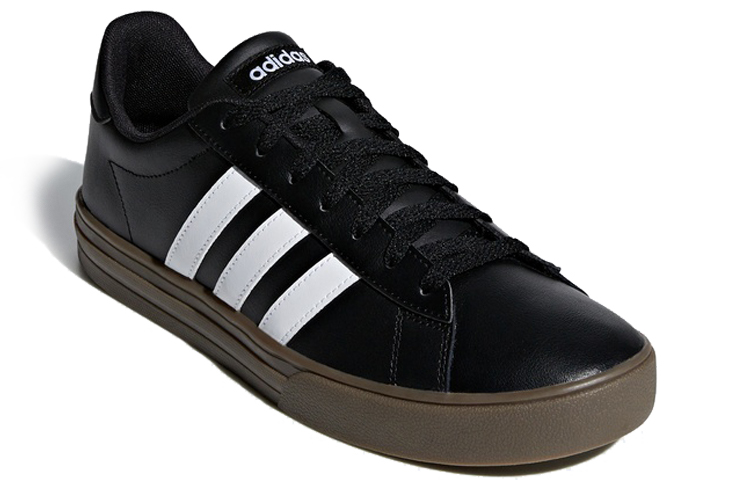 Lookbook adidas Daily 2.0 'Negro Core y Suela Goma' F34468