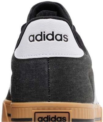 adidas Daily 3.0 'Hitam Putih Gum' HP6032 Sizing adidas Daily 3.0 'Hitam Putih Gum' HP6032