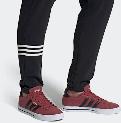 adidas Daily 3.0 'Legacy Red' Merah Warisan FW7034 Sizing adidas Daily 3.0 'Legacy Red' Merah Warisan FW7034