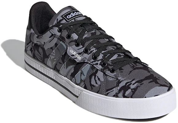 adidas Harian 3 Kelabu/ 'Hitam' FY9819 Lookbook adidas Harian 3 Kelabu/ 'Hitam' FY9819