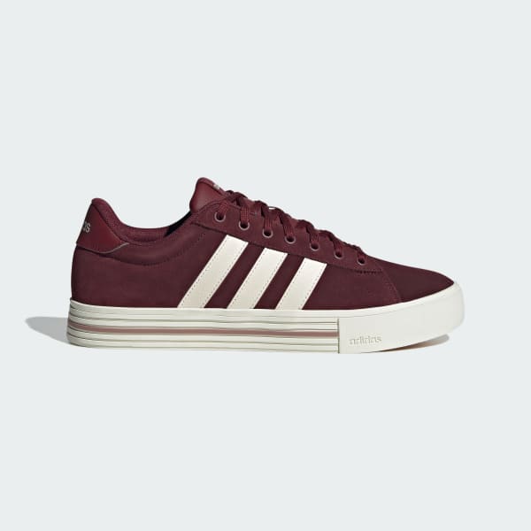 Buy adidas Daily 4.0 運動鞋 暗紅/米白/米色 JQ5648