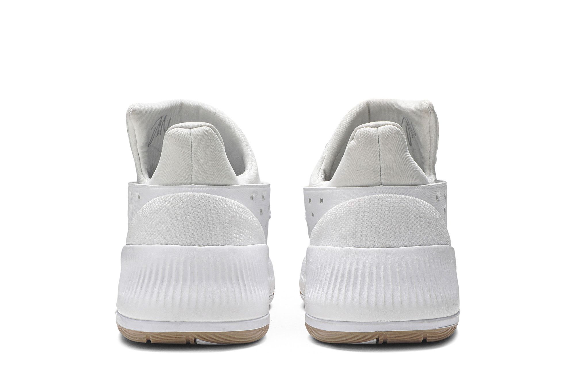 Sizing adidas Dame 3 ''Héritage'' BW0323