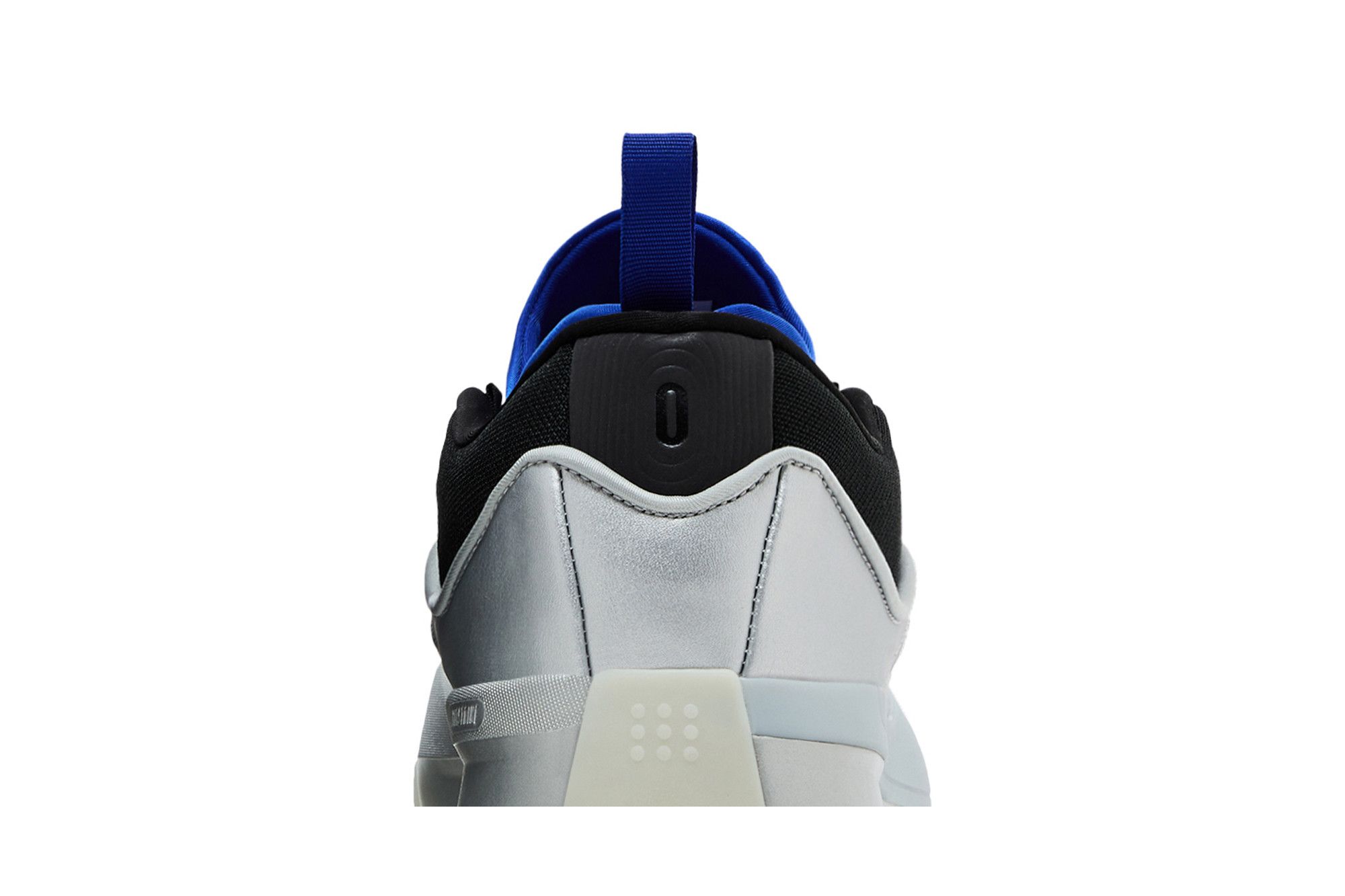 Sizing 阿迪达斯 Dame 9 'Tecmo Bowl' 篮球鞋 JH6633