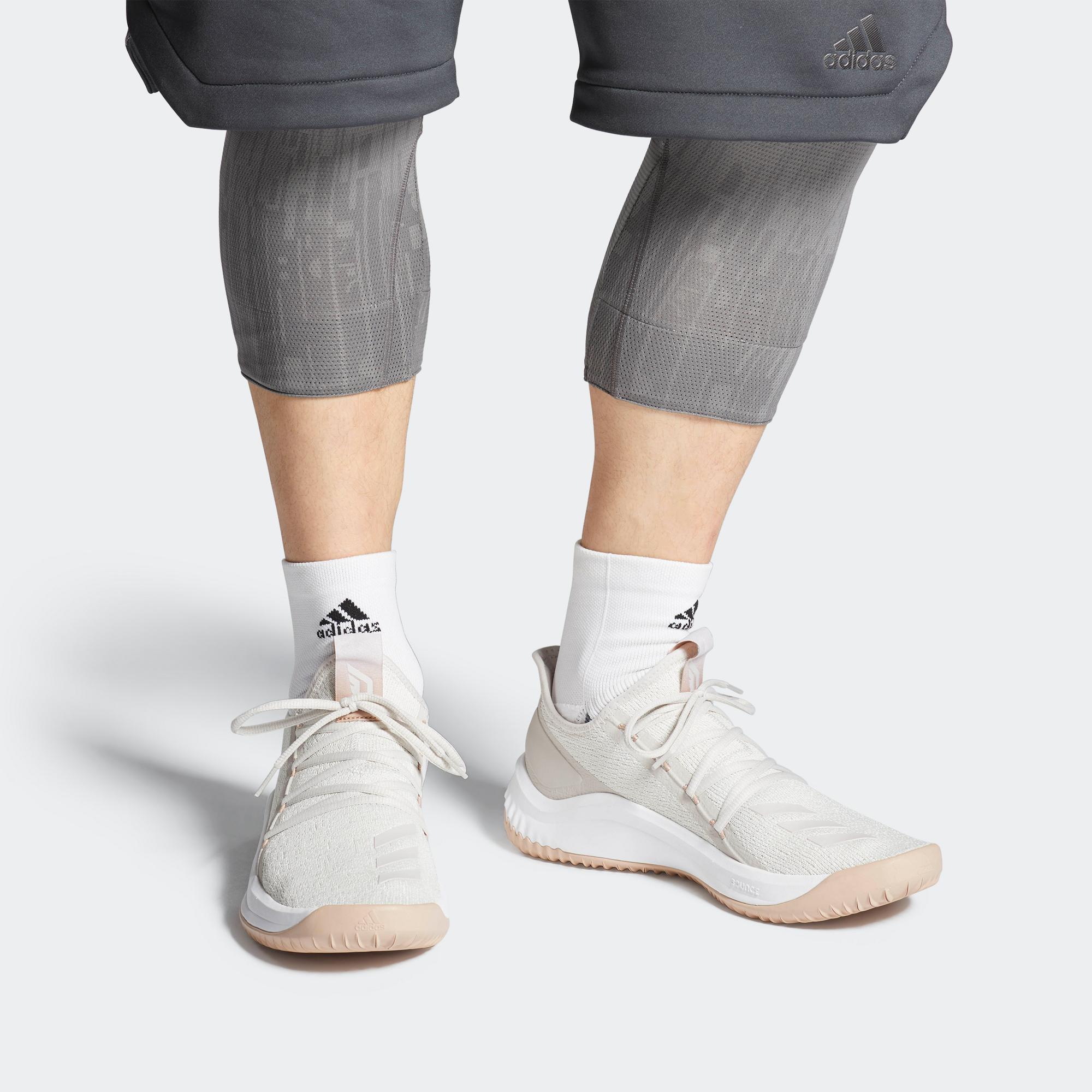 Sizing adidas Dame D.O.L.L.A. 'Coklat Muda' DB1074