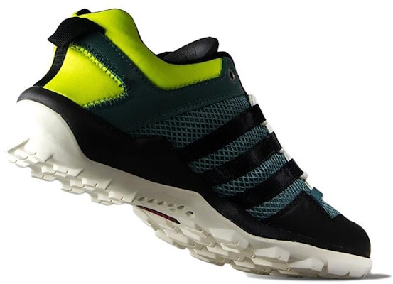 adidas Daroga Plus H.RDY 'Black Green' B40919 Lookbook adidas Daroga Plus H.RDY 'Black Green' B40919