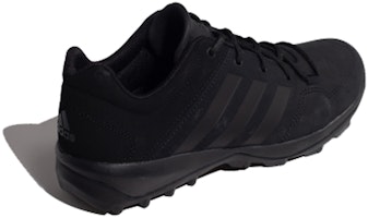 아디다스 다로가 플러스 레더 '블랙' (Adidas Daroga Plus Leather 'Black') FU9245 Lookbook 아디다스 다로가 플러스 레더 '블랙' (Adidas Daroga Plus Leather 'Black') FU9245