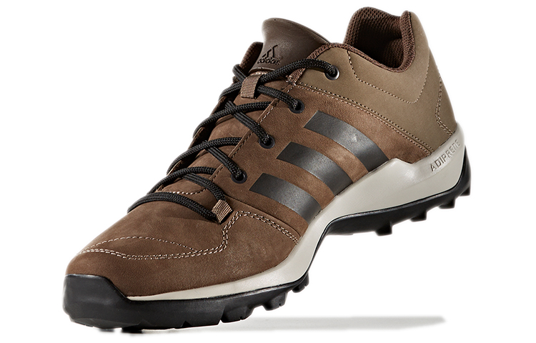 Lookbook adidas Daroga Plus Lea ''Marron Noir'' AQ3978