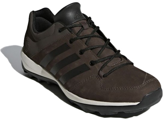 adidas Daroga Plus Lea 'Cokelat Hitam' B27270 Lookbook adidas Daroga Plus Lea 'Cokelat Hitam' B27270