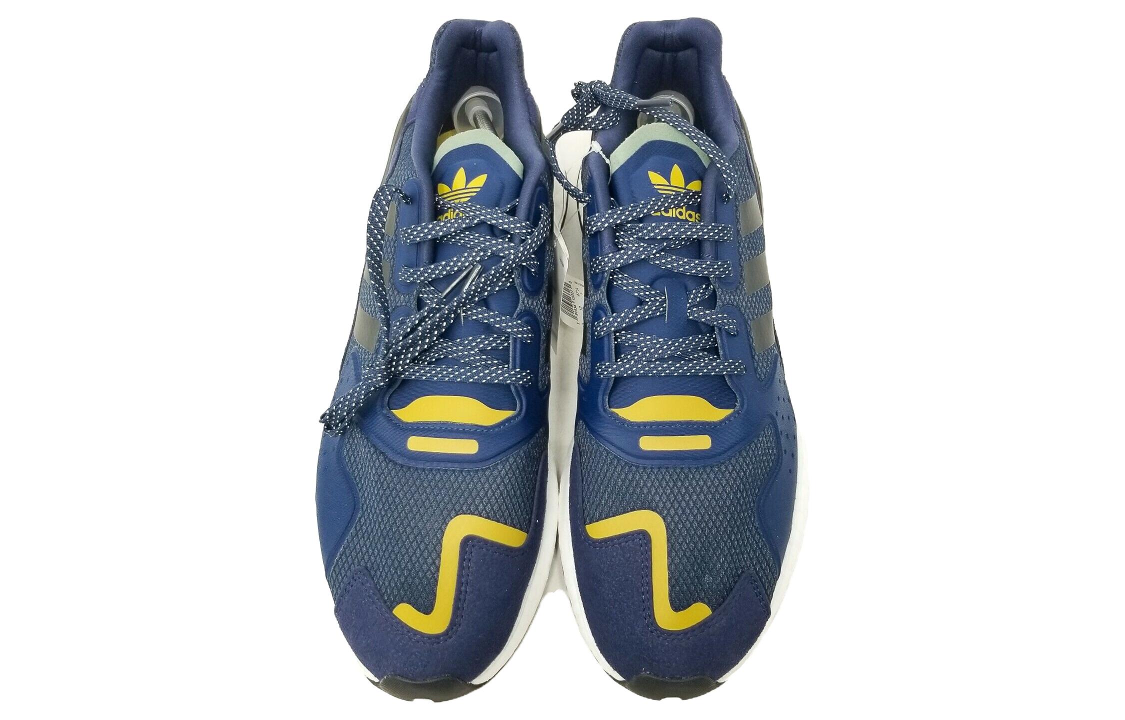 Lookbook 阿迪达斯 Day Jogger '学院海军蓝' FW4832