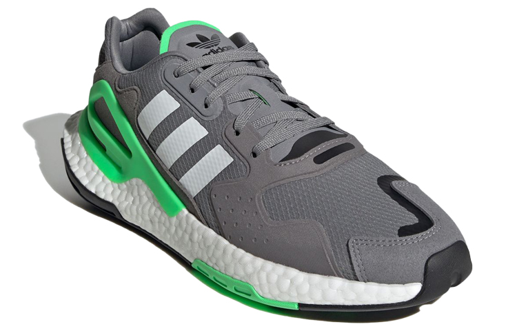 Lookbook adidas Day Jogger '灰绿' 运动鞋 FW4868