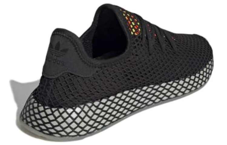Shop 阿迪达斯 Deerupt Runner "核心黑芝麻" EE5674