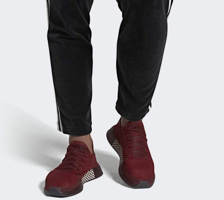 adidas Deerupt Runner originals 'Collegiate Burgundy Core Black' EE5681 Sizing adidas Deerupt Runner originals 'Collegiate Burgundy Core Black' EE5681