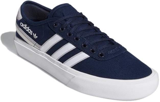 adidas originals 低筒 板鞋 男女同款 藍白 Lookbook adidas originals 低筒 板鞋 男女同款 藍白