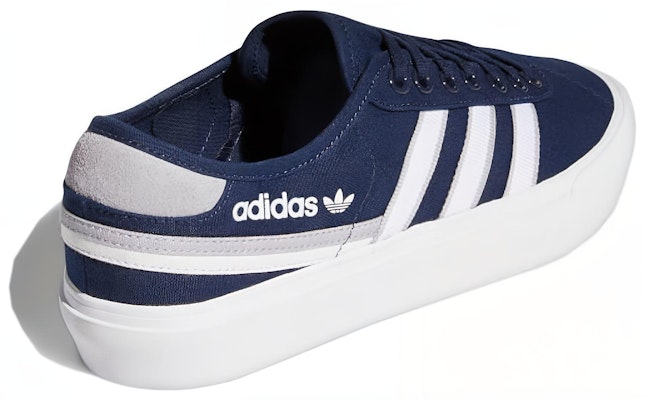 adidas originals 低筒 板鞋 男女同款 藍白 Shop adidas originals 低筒 板鞋 男女同款 藍白