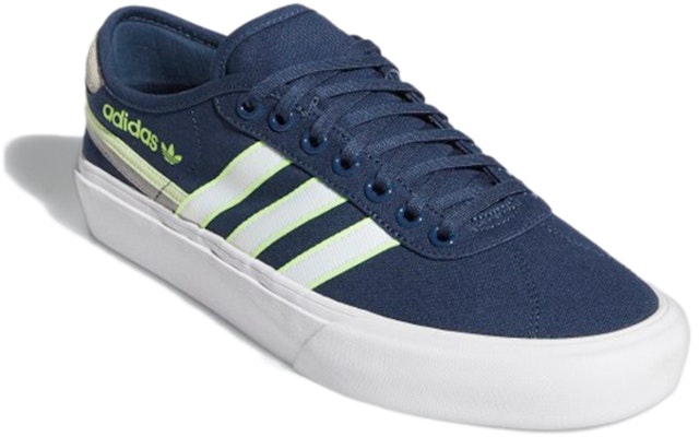 아디다스 델팔라 '크루 네이비' FY7494 Lookbook 아디다스 델팔라 '크루 네이비' FY7494