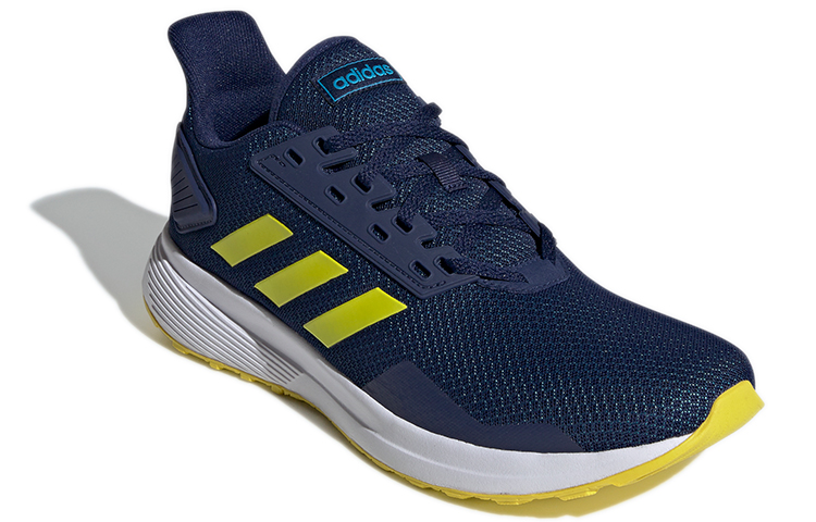 Lookbook adidas Duramo 9 低筒跑步鞋 隱藍色