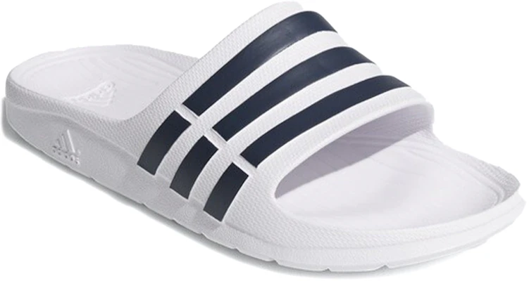 아디다스 듀라모 슬라이드 (Adidas Dyu ramo Seullaendeu) F32892 Lookbook 아디다스 듀라모 슬라이드 (Adidas Dyu ramo Seullaendeu) F32892