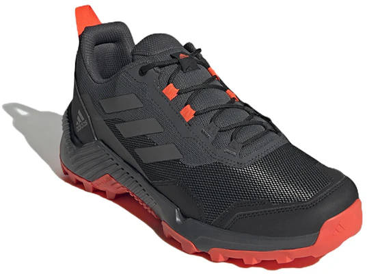 adidas Eastrail 2.0 'Hitam Merah Solar' GZ3019 Lookbook adidas Eastrail 2.0 'Hitam Merah Solar' GZ3019